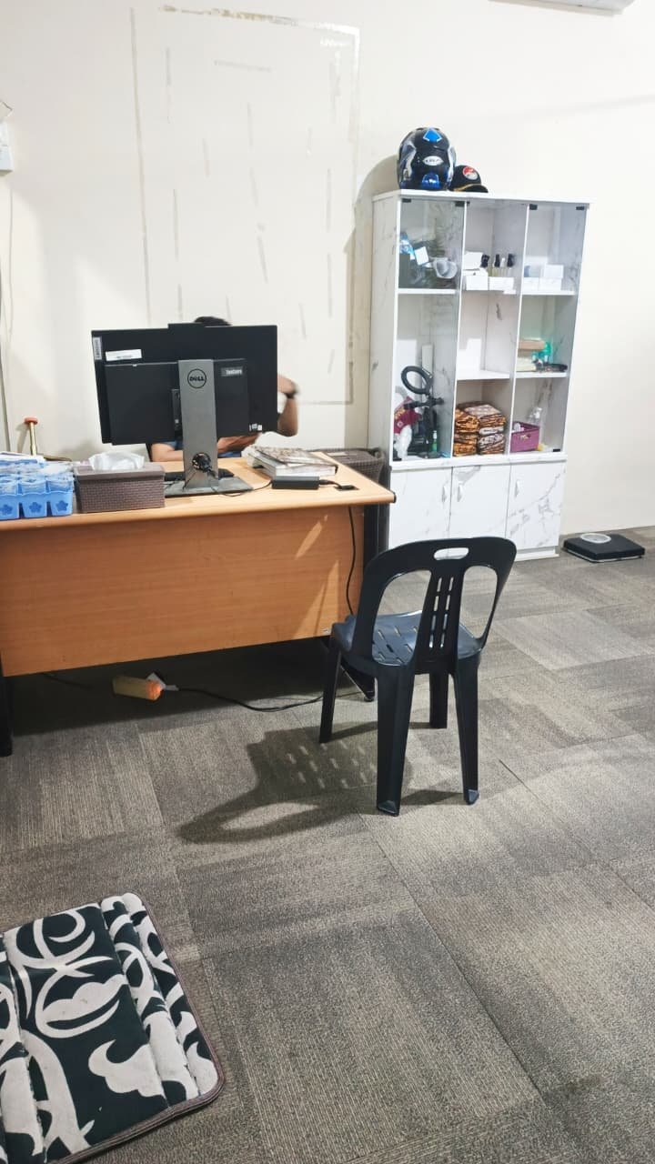Area konsultasi dan penerimaan pasien